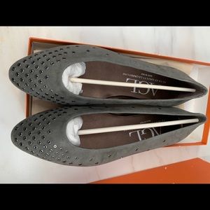 AGL Dark Grey Studded Pointed Toe Flats Shoes Suede Leather Italy 8 in Box